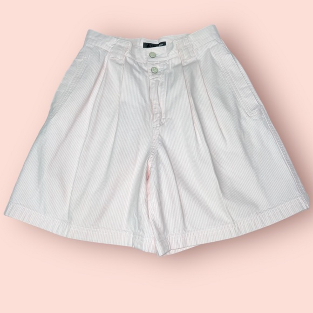 Vintage LizWear Pink/White Shorts‎